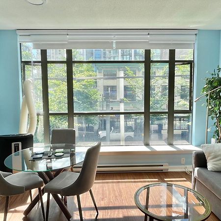 Downtown 1Br Condo At Granville Strip Near English Bay Vancouver Zewnętrze zdjęcie